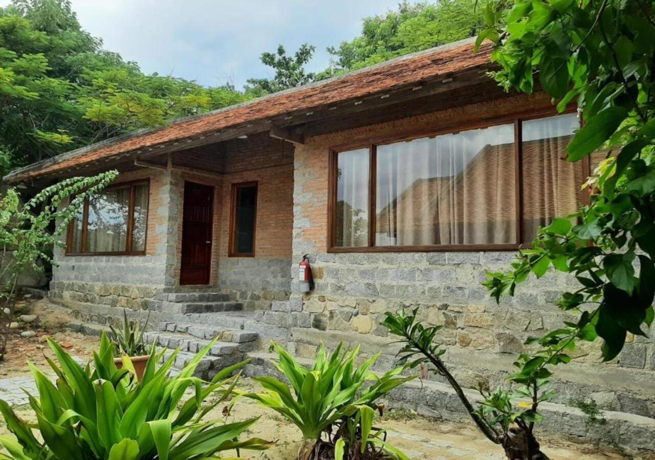 Ninh Phuoc Wild Beach Boutique Resort מראה חיצוני תמונה